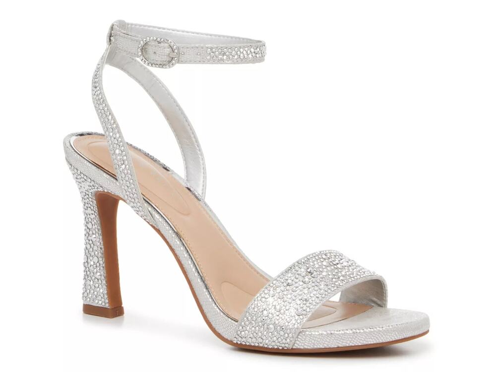 Kelly & Katie Sz 9.5M Kemzia Silver Rhinestone Embellished Evening Dressy Heels
